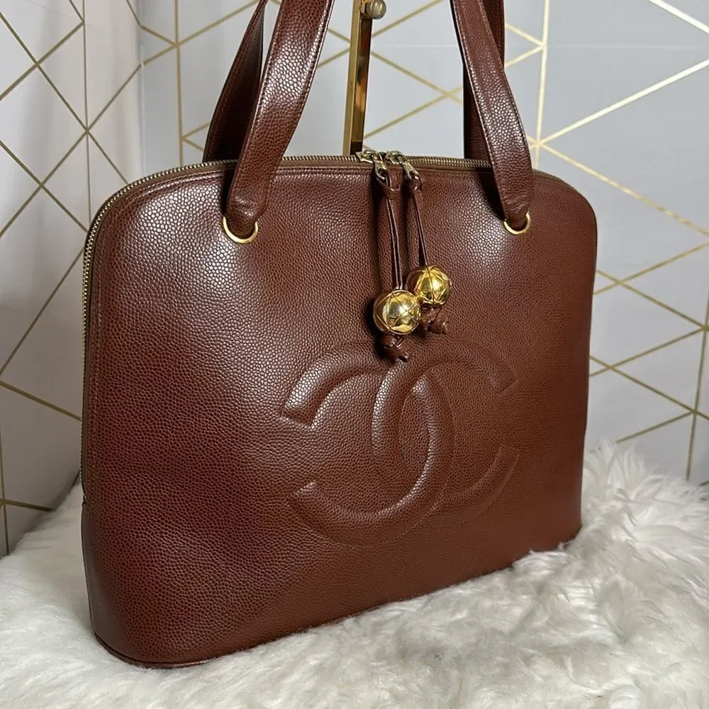 💯Authentic Chanel Caviar Double Zipped Handbag🍀